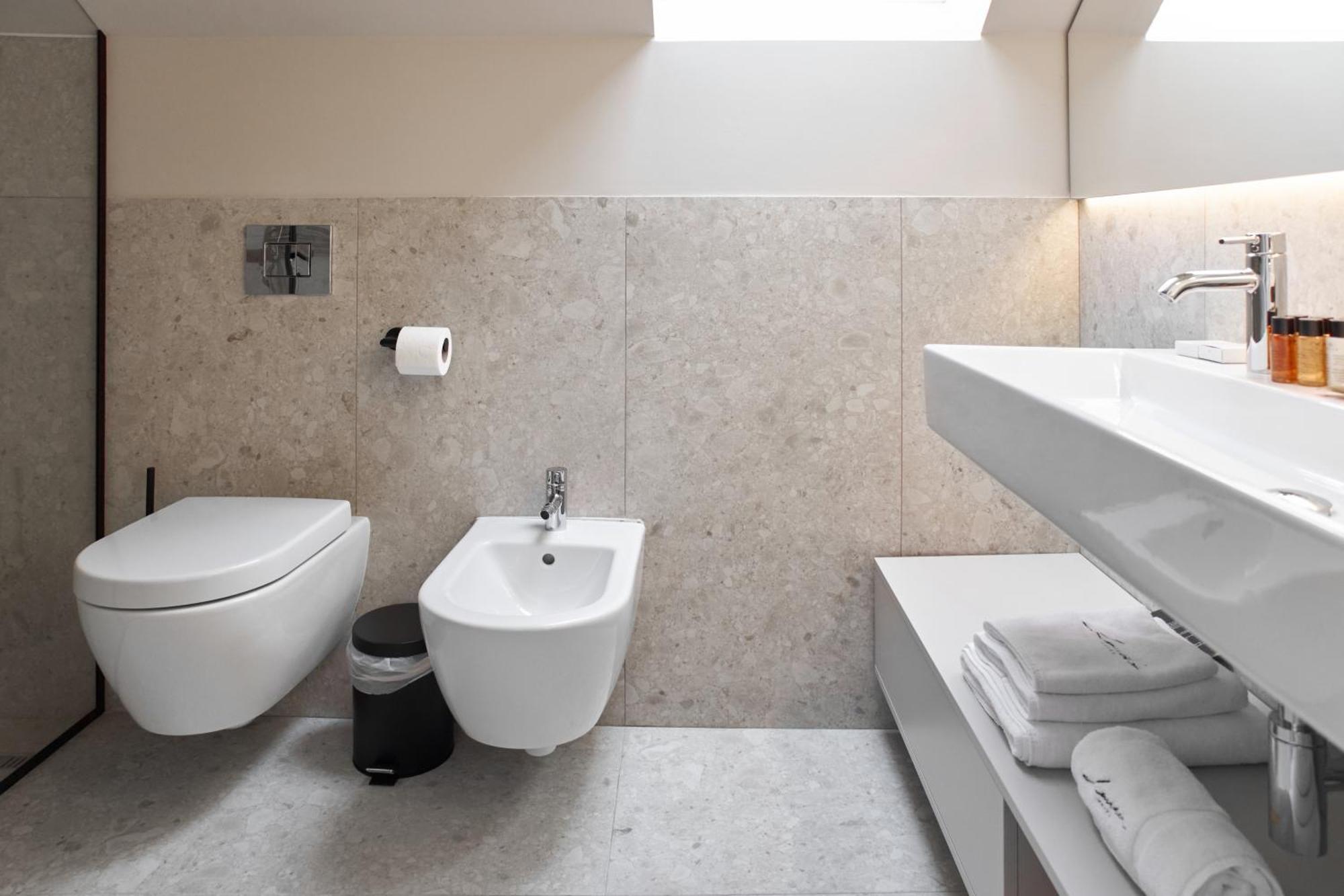 Hotel Laudon Oujhorod Chambre photo