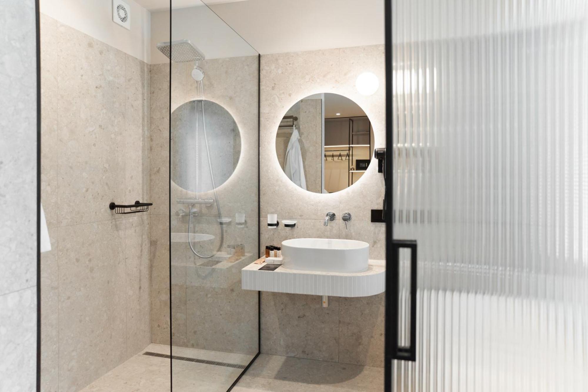 Hotel Laudon Oujhorod Chambre photo
