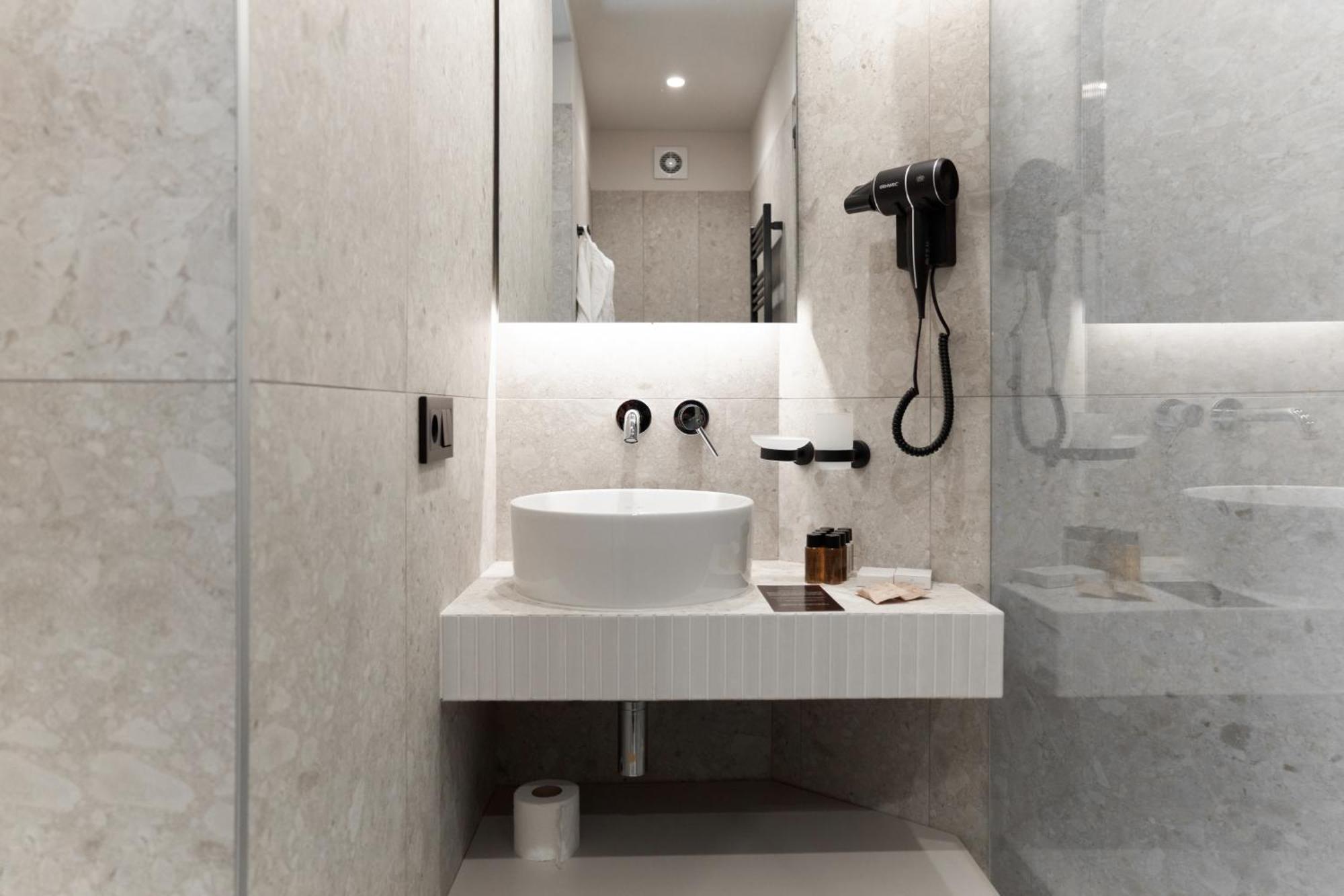Hotel Laudon Oujhorod Chambre photo