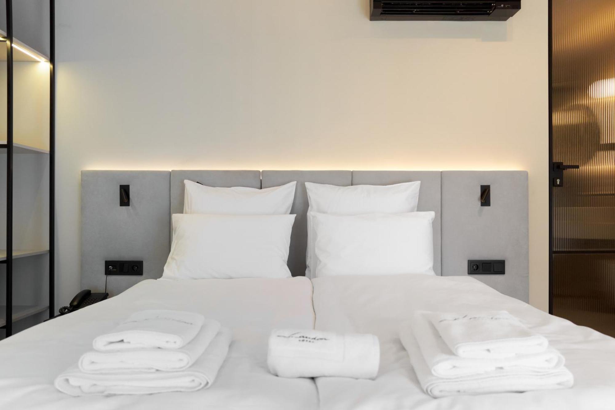 Hotel Laudon Oujhorod Chambre photo