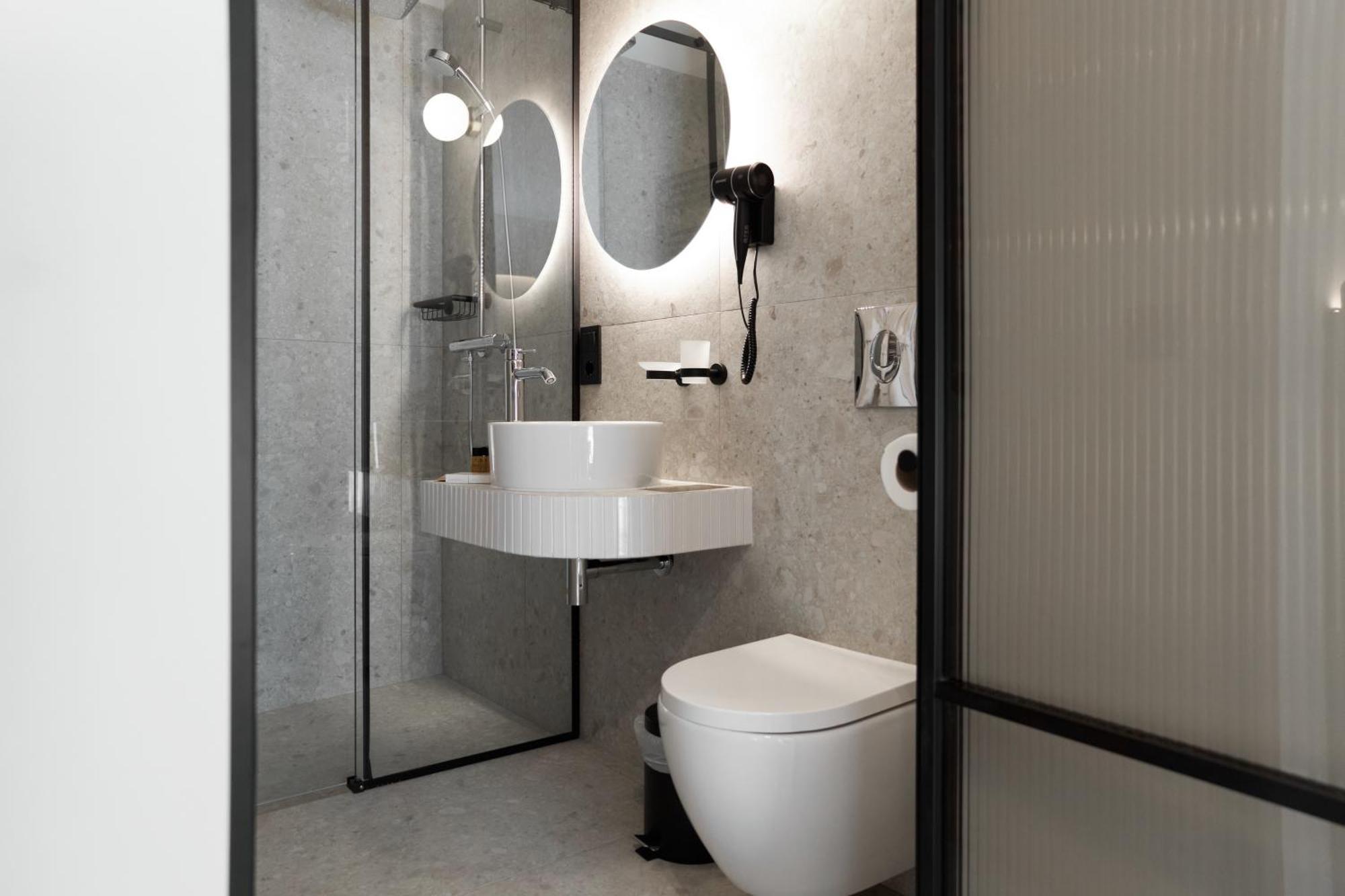 Hotel Laudon Oujhorod Chambre photo