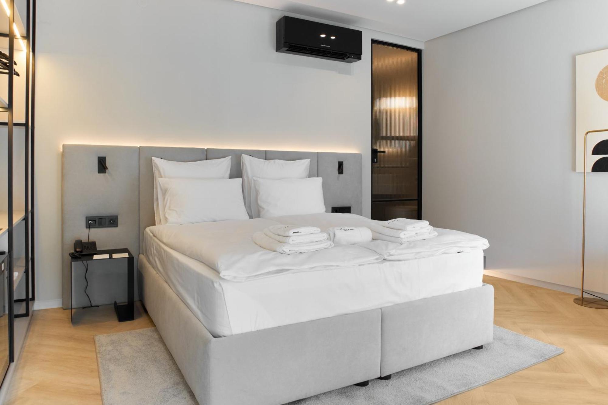 Hotel Laudon Oujhorod Chambre photo