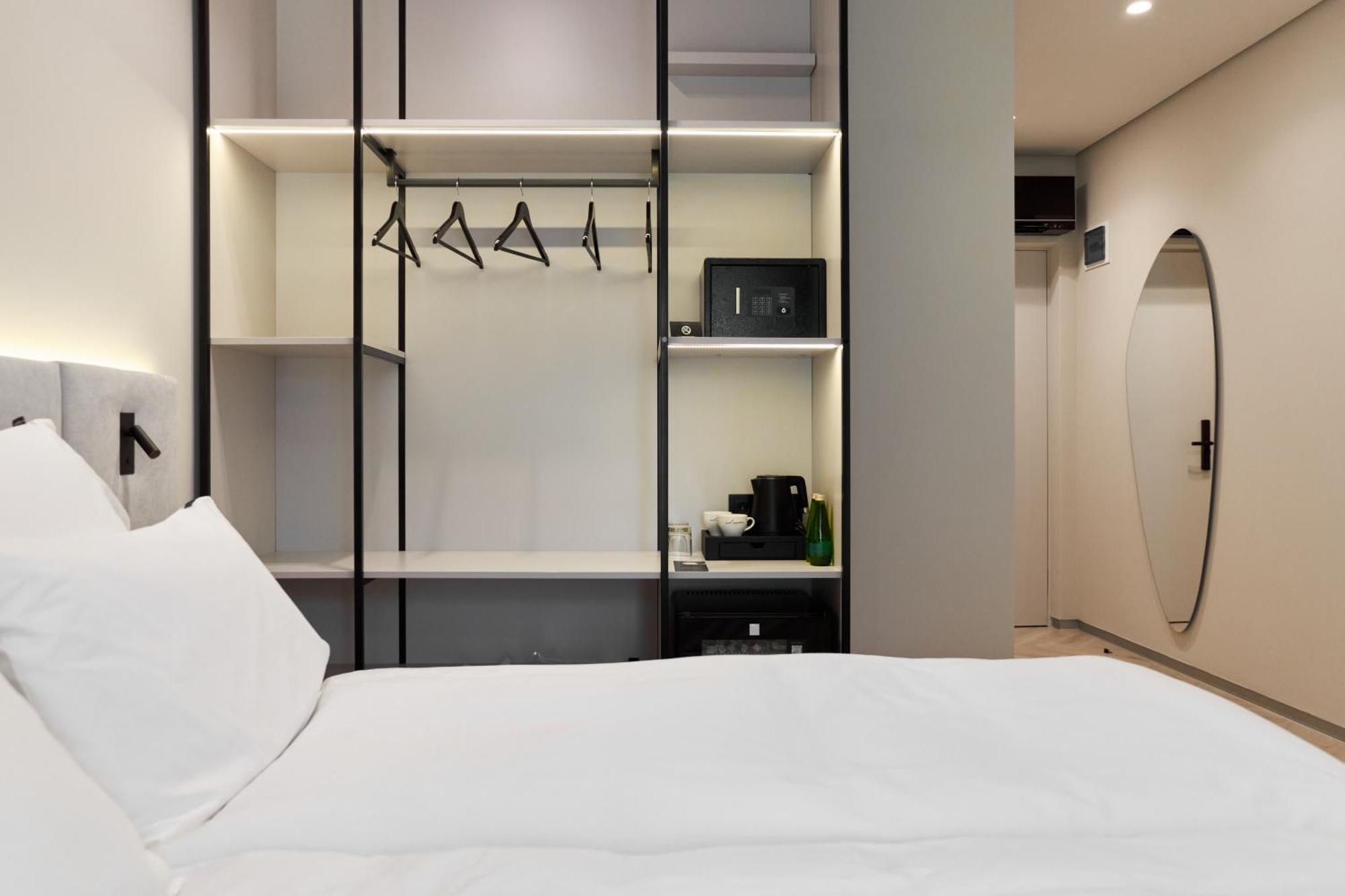 Hotel Laudon Oujhorod Chambre photo