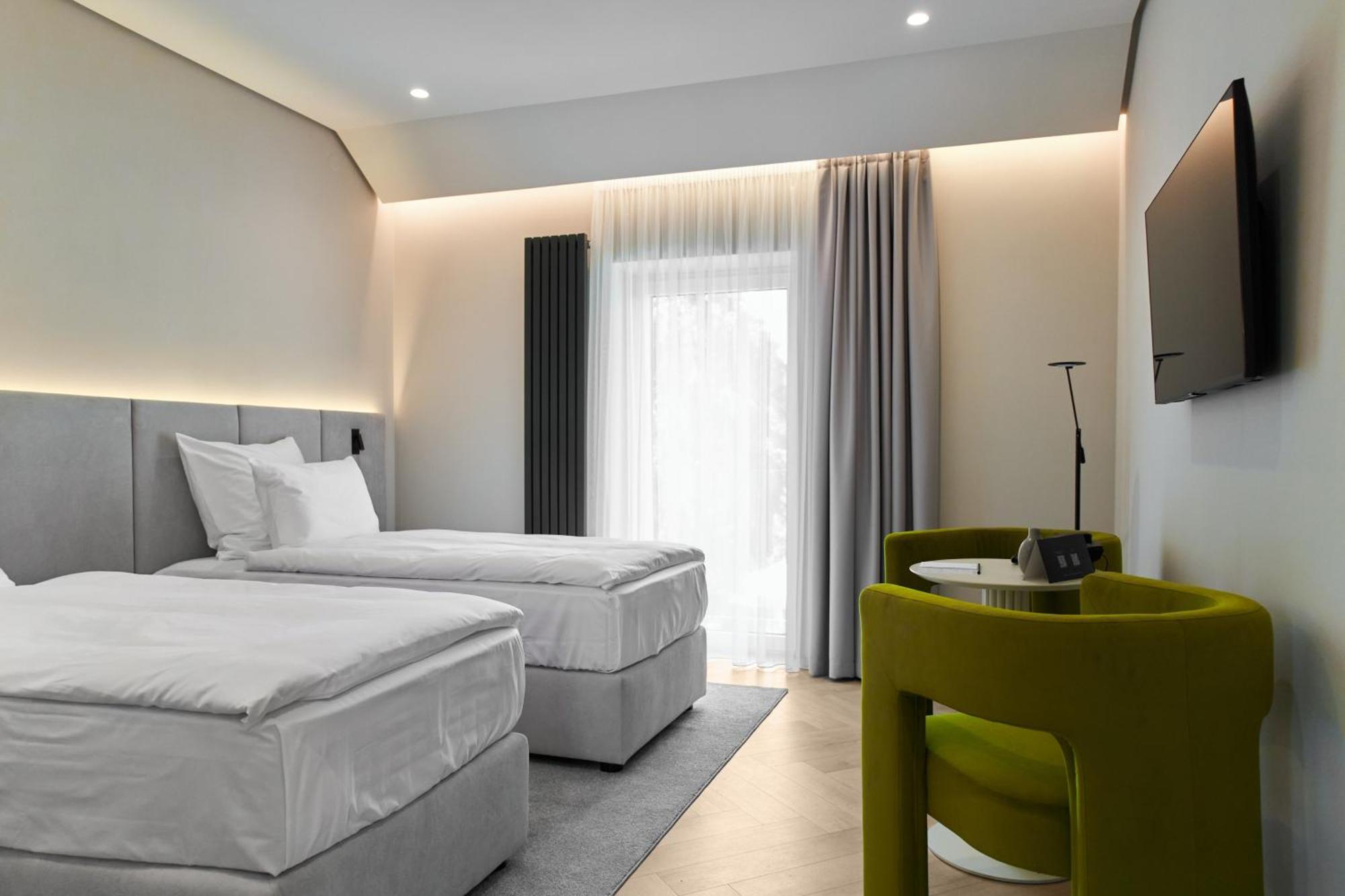 Hotel Laudon Oujhorod Chambre photo