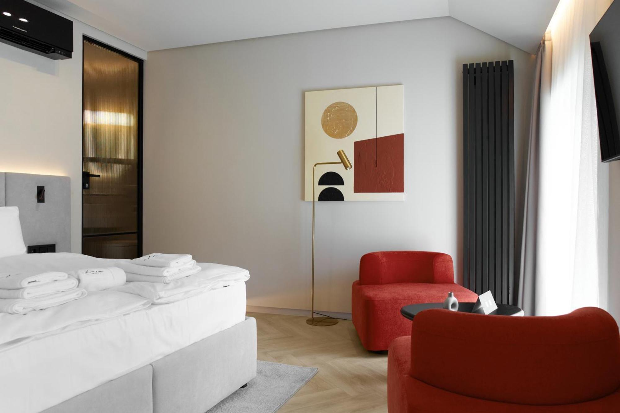 Hotel Laudon Oujhorod Extérieur photo