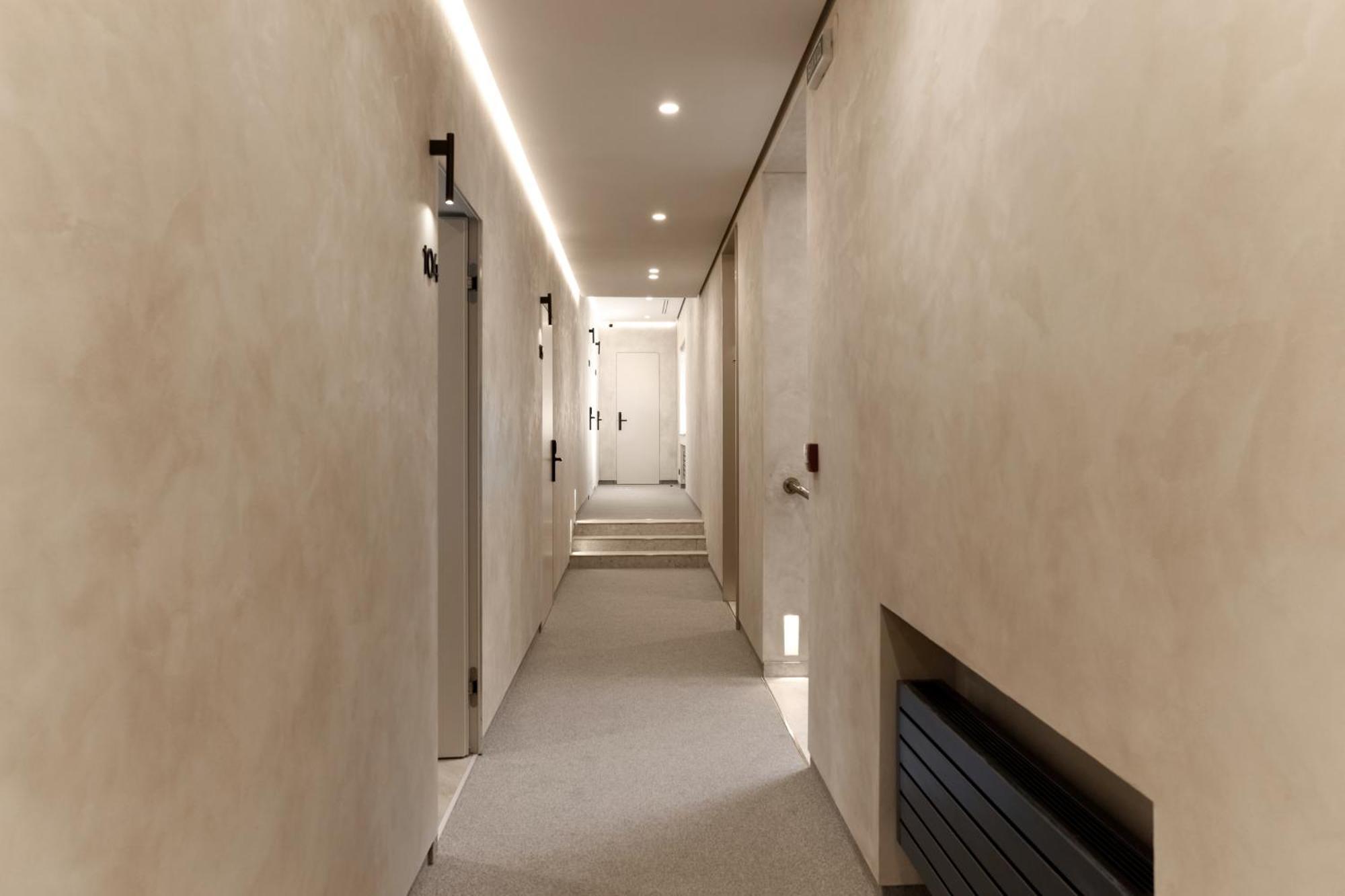 Hotel Laudon Oujhorod Extérieur photo